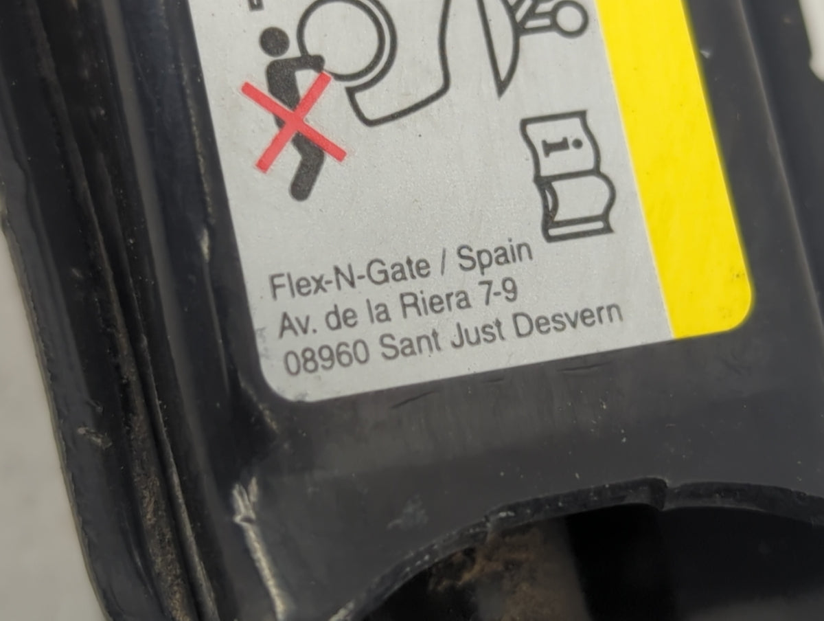 2018 Volkswagen Tiguan Spare Scissor Car Jack 1390182 - Oemusedautoparts1.com