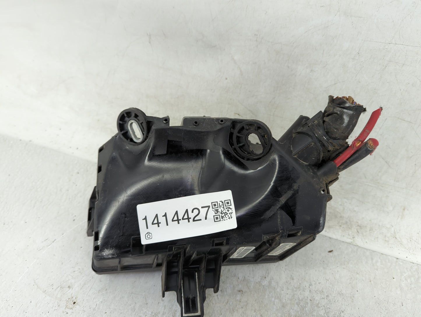 2018-2022 Volkswagen Tiguan Fusebox Fuse Box Panel Relay Module Fits Fits 2015 2016 2017 2018 2019 2020 2021 2022 OEM Used A