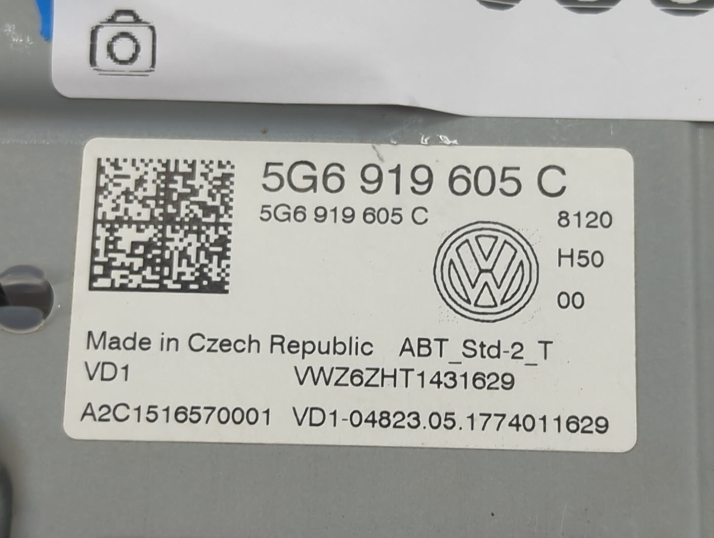 2018-2022 Volkswagen Tiguan Information Display Screen 1470058 - Oemusedautoparts1.com