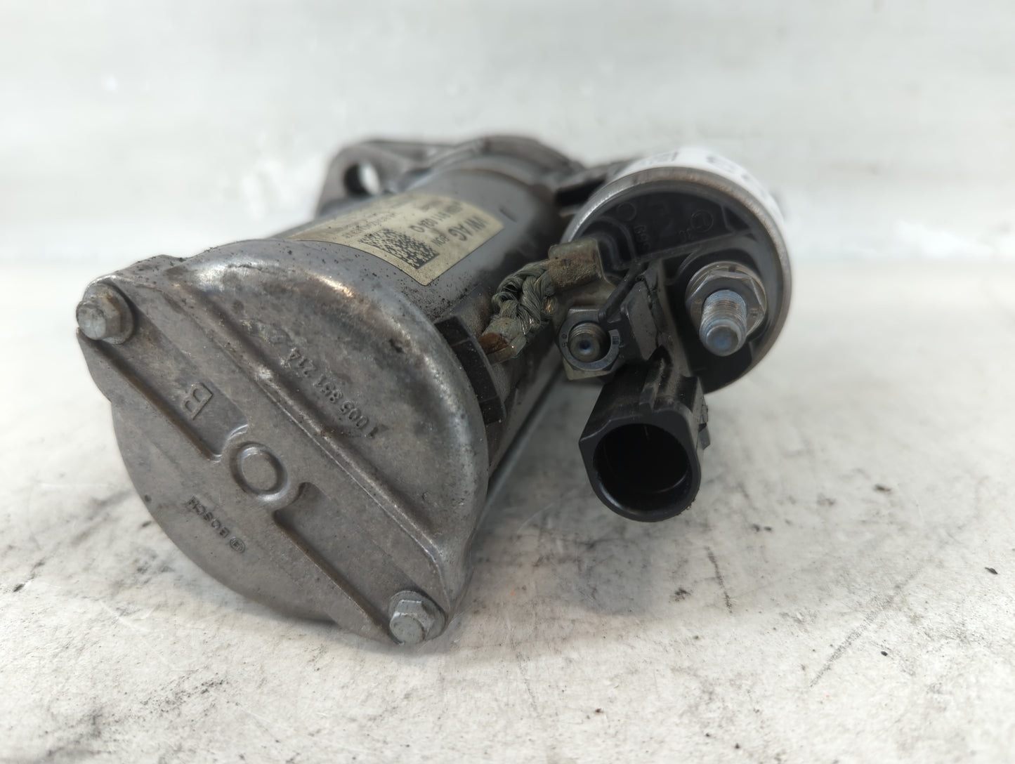2018-2022 Volkswagen Tiguan Car Starter Motor Solenoid OEM P/N:02M 911 024 Q Fits Fits 2018 2019 2020 2021 2022 OEM Used Aut