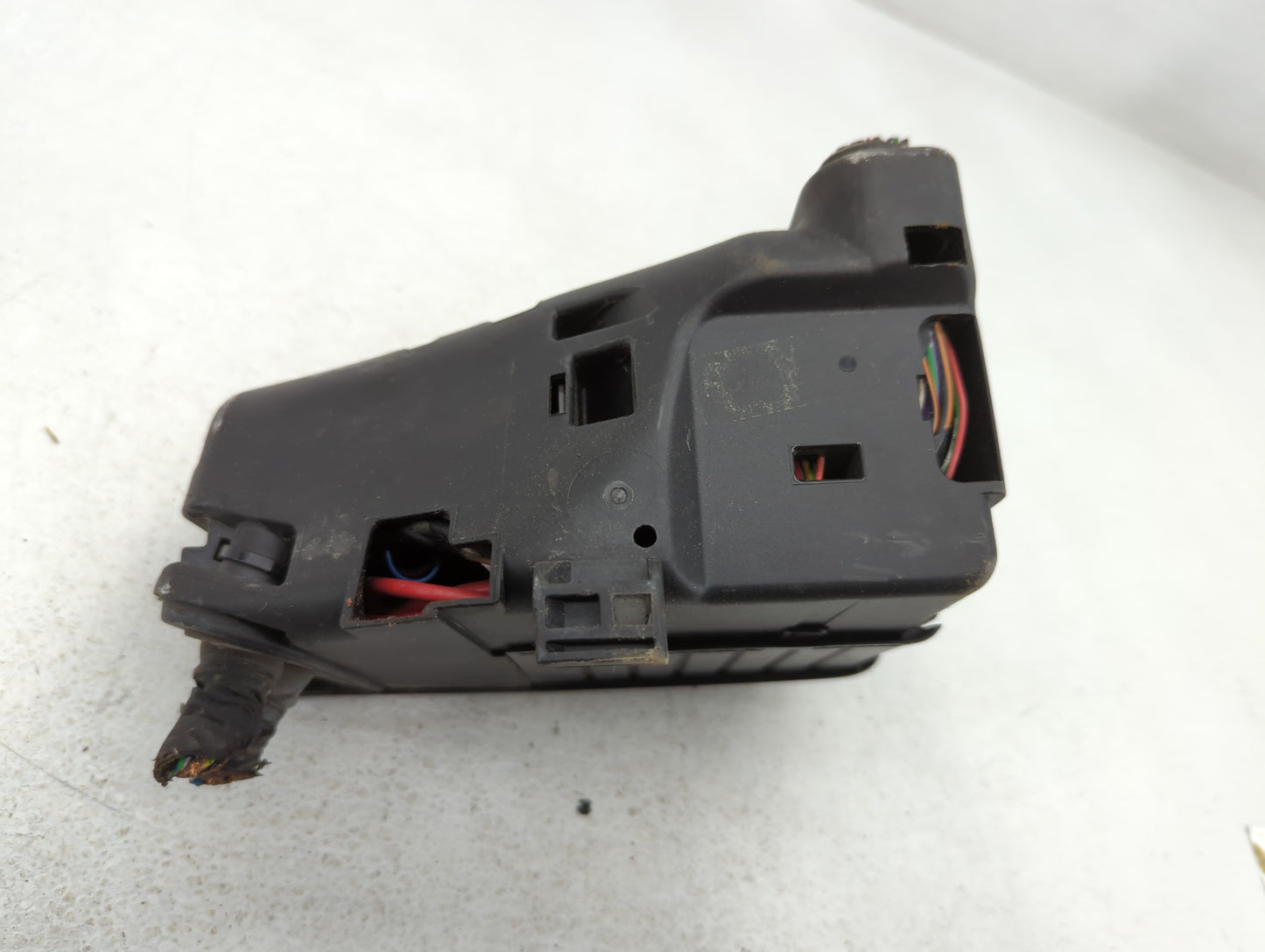 2014-2018 Volvo S60 Fusebox Fuse Box Panel Relay Module P/N:6G9T-14A067-CA Fits Fits 2012 2014 2015 2016 2017 2018 OEM Used