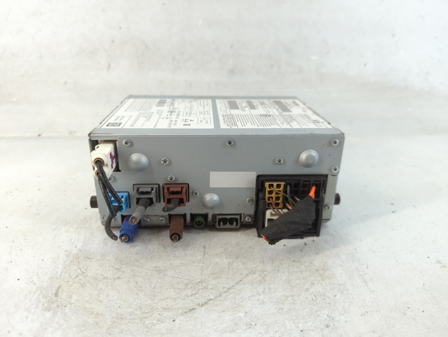2016-2018 Volvo S60 Radio AM FM Cd Player Receiver Replacement P/N:31667706 AA Fits Fits 2016 2017 2018 OEM Used Auto Parts