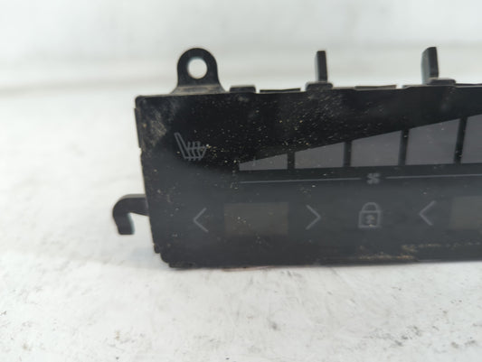 2018-2021 Volvo Xc60 Climate Control Module Temperature AC/Heater Replacement P/N:P31674023 Fits OEM Used Auto Parts