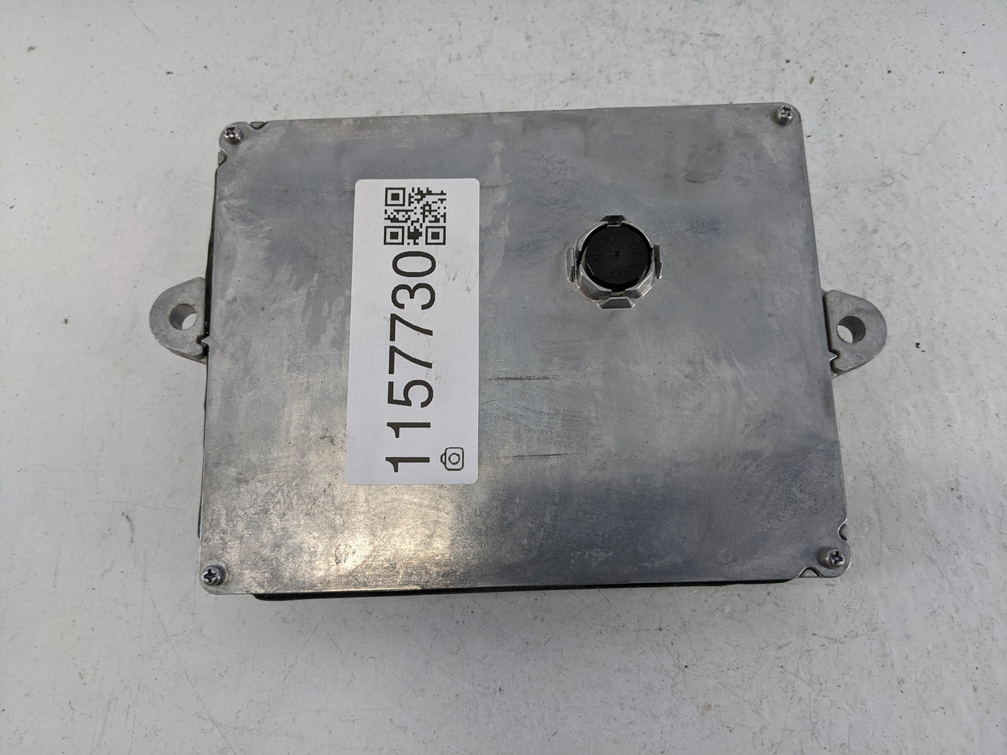 2019 Acura Tlx PCM Engine Control Computer ECU ECM PCU OEM P/N:37820-5J2-C72 Fits OEM Used Auto Parts - Oemusedautoparts1.co