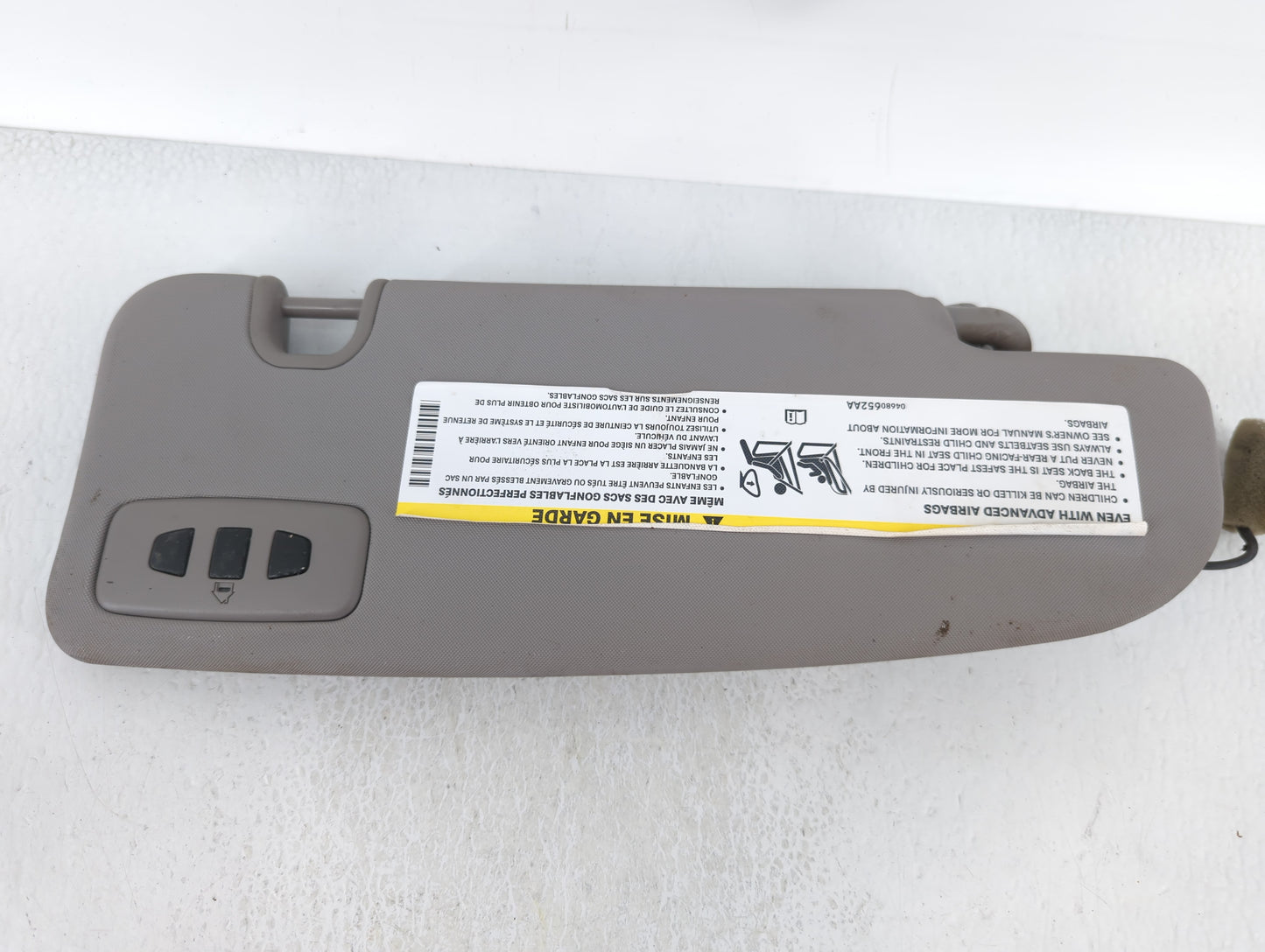 2017 Alfa Romeo Giulia Sun Visor Shade Replacement Driver Left Mirror Fits OEM Used Auto Parts - Oemusedautoparts1.com