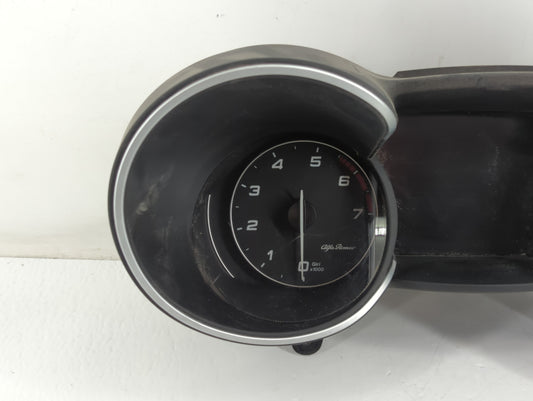 2019 Alfa Romeo Stelvio Instrument Cluster Speedometer Gauges P/N:50559284 10390741_AA Fits OEM Used Auto Parts