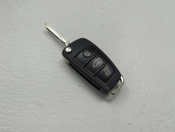 Audi A3 Keyless Entry Remote Fob NBGFS12A71 8X0 837 220 E | 8X0837220E 4 buttons