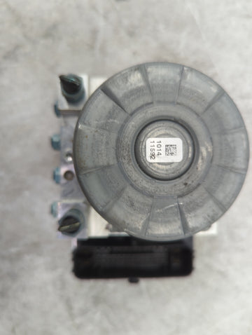 2019-2020 Bmw 330i ABS Pump Control Module Replacement P/N:1544112-01 1544112 Fits Fits 2019 2020 OEM Used Auto Parts