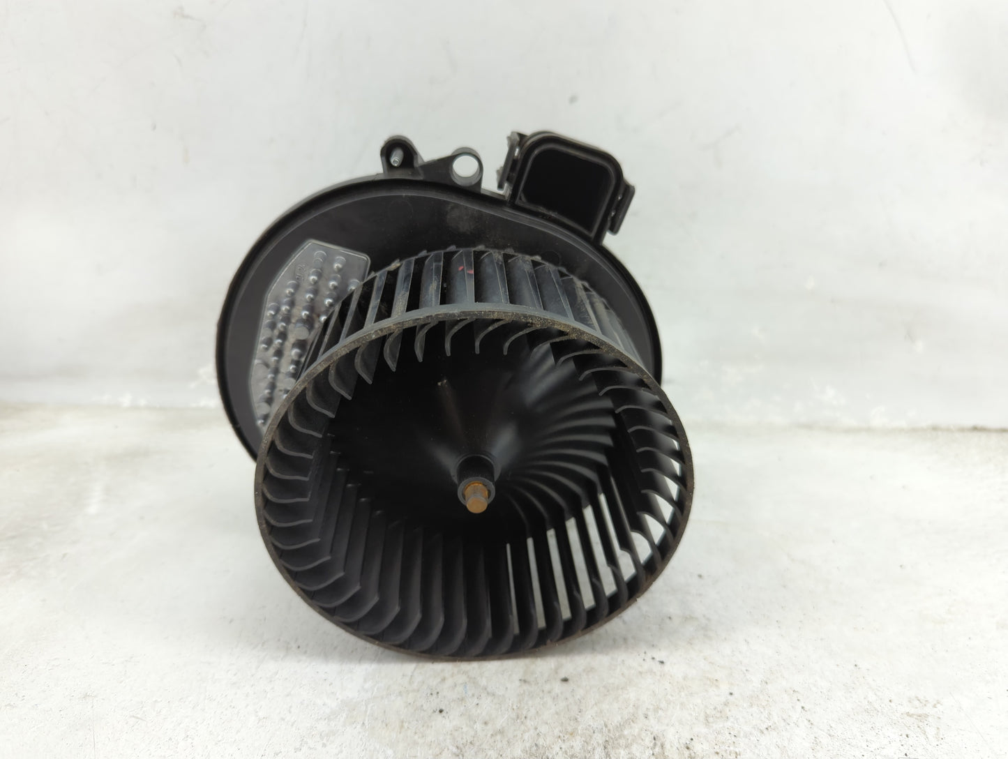2017-2020 Bmw 430i Heater AC Blower Motor P/N:9319919-01 Fits Fits 2012 2013 2014 2015 2016 2017 2018 2019 2020 2021 OEM Use