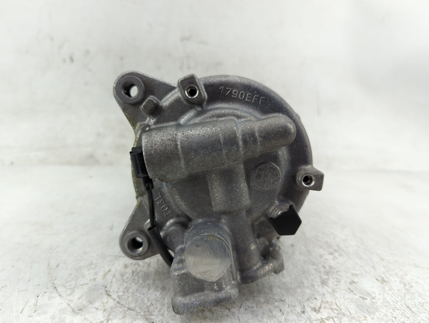 2017-2019 Bmw 530i Air Conditioning A/c Ac Compressor Oem - Oemusedautoparts1.com
