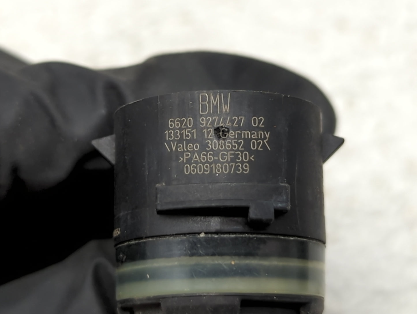 2019 Bmw 740 Front Park Assist Sensor Black 1456998 - Oemusedautoparts1.com