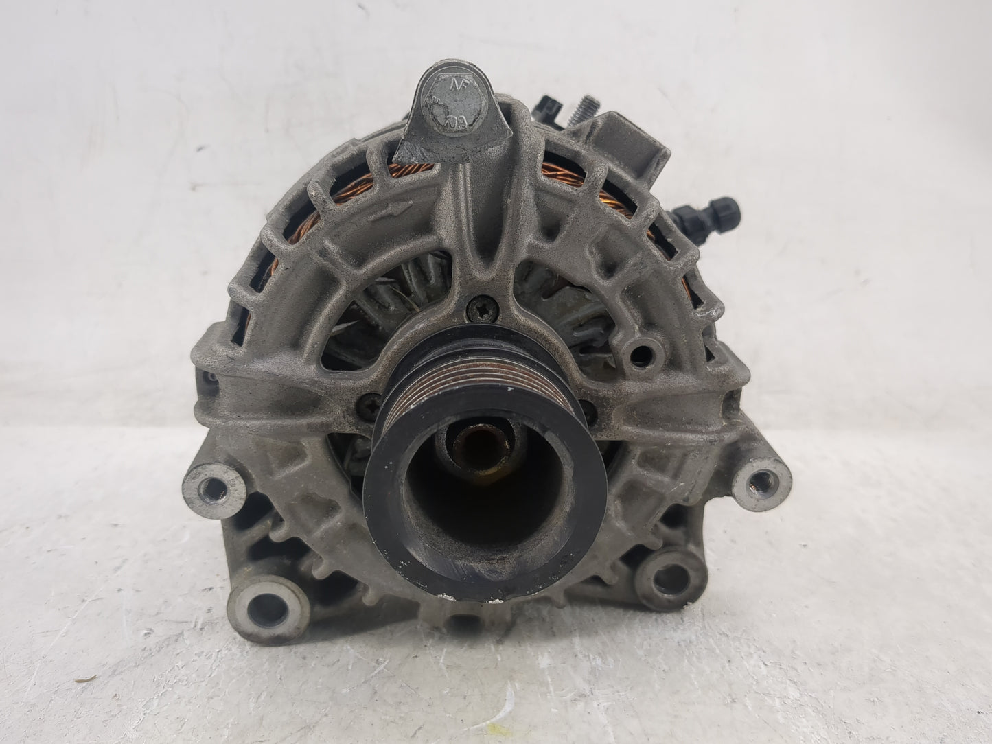 2018-2019 Bmw X3 Alternator Replacement Generator Charging Assembly Engine OEM P/N:8571357 0 125 814 004 Fits OEM Used Auto