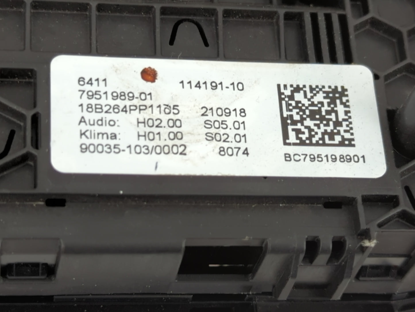 2018-2021 Bmw X3 Climate Control Module Temperature AC/Heater Replacement P/N:7951989-01 Fits Fits 2018 2019 2020 2021 OEM U