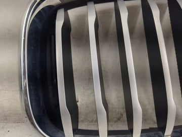 2018-2019 Bmw X3 Front Grille Bumper Not Included 1460030
