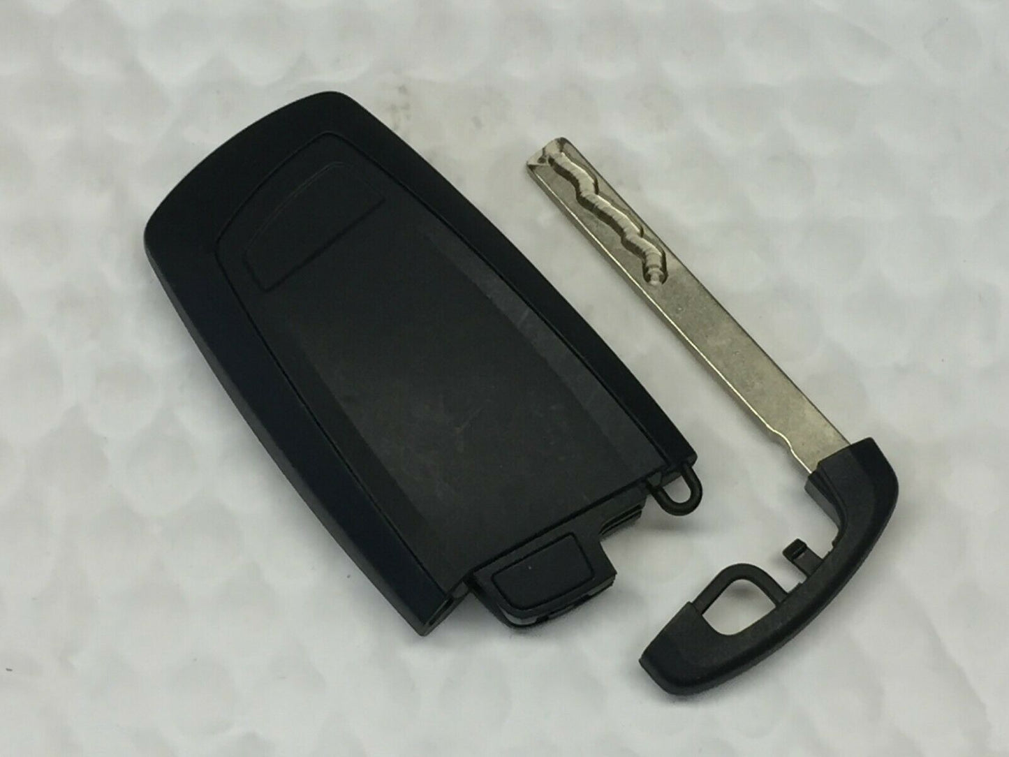 Bmw X3 Keyless Entry Remote Fob Ygohuf5767 9 312 523-03 3 Buttons - Oemusedautoparts1.com