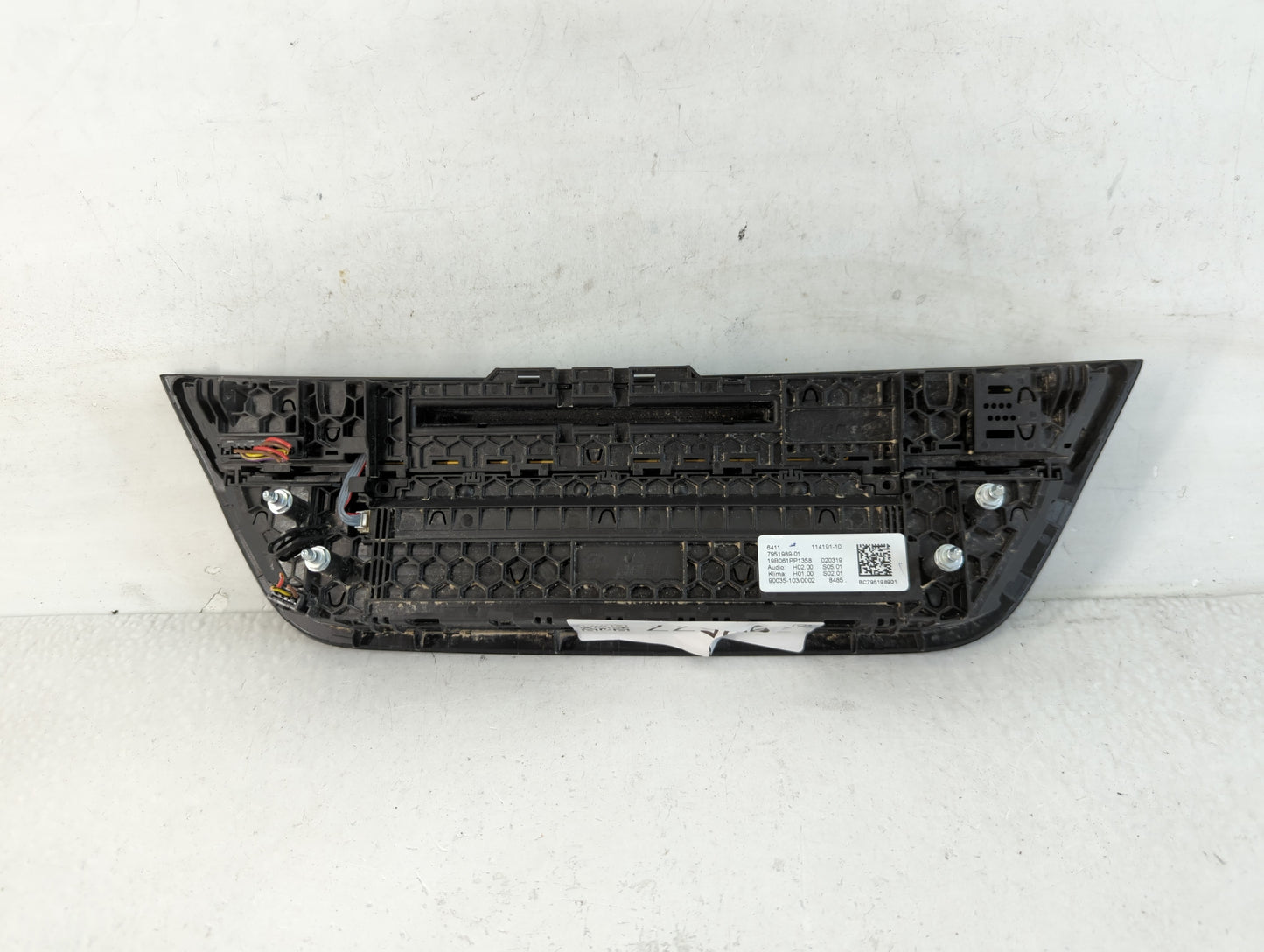 2019 Bmw X3 Radio AM FM Cd Player Receiver Replacement P/N:90035-103 7951989-01 Fits OEM Used Auto Parts - Oemusedautoparts1