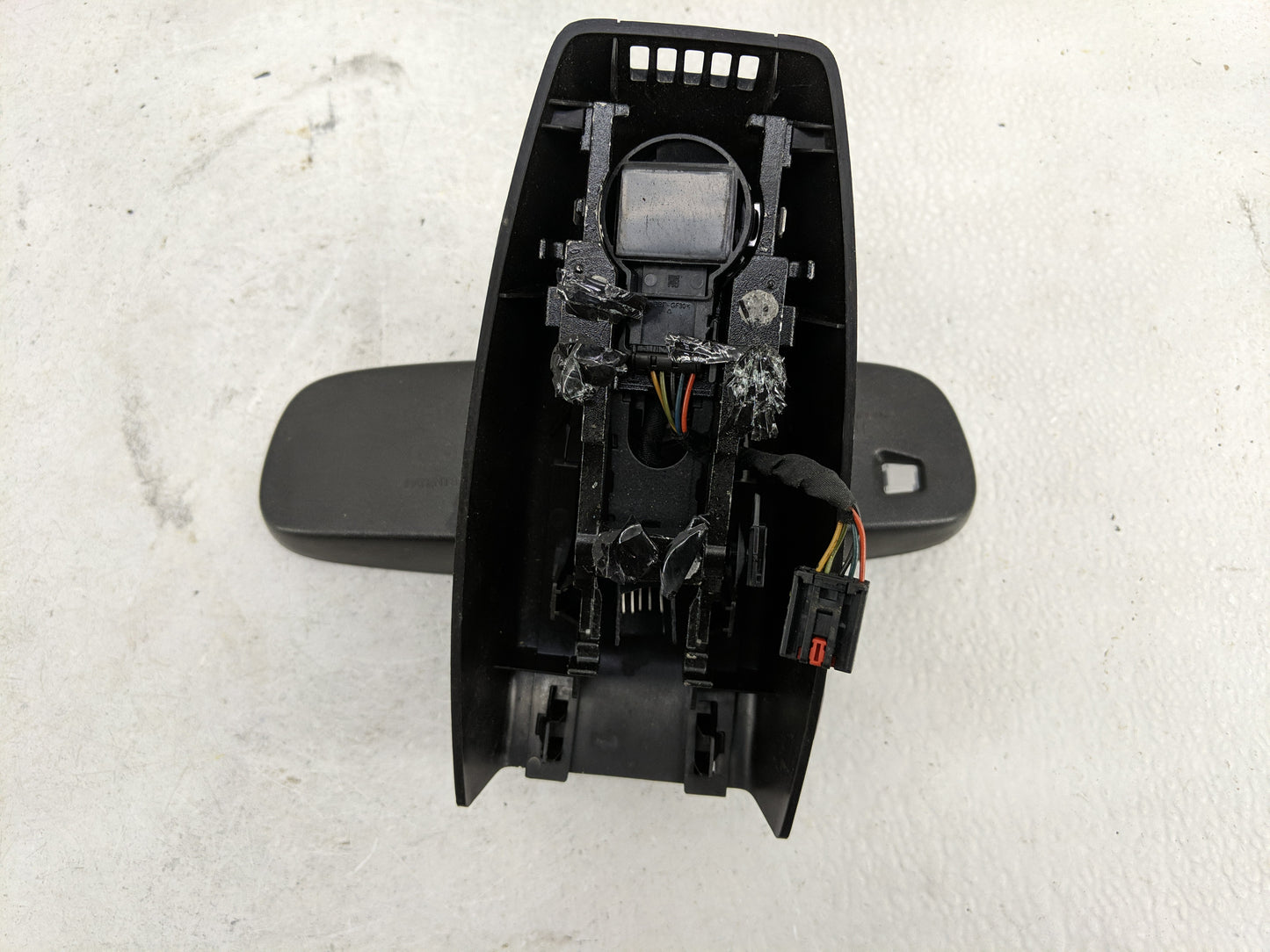 2018-2020 Buick Enclave Interior Rear View Mirror Replacement OEM P/N:13581081 Fits OEM Used Auto Parts - Oemusedautoparts1.