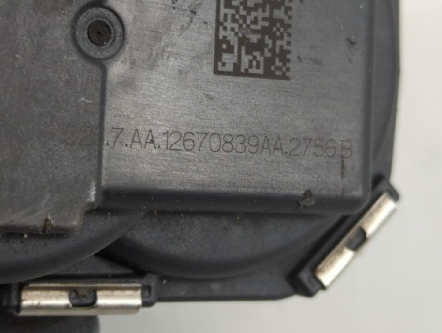 2017-2020 Buick Envision Throttle Body P/N:12670839AA Fits Fits 2013 2014 2015 2017 2018 2019 2020 OEM Used Auto Parts - Oem