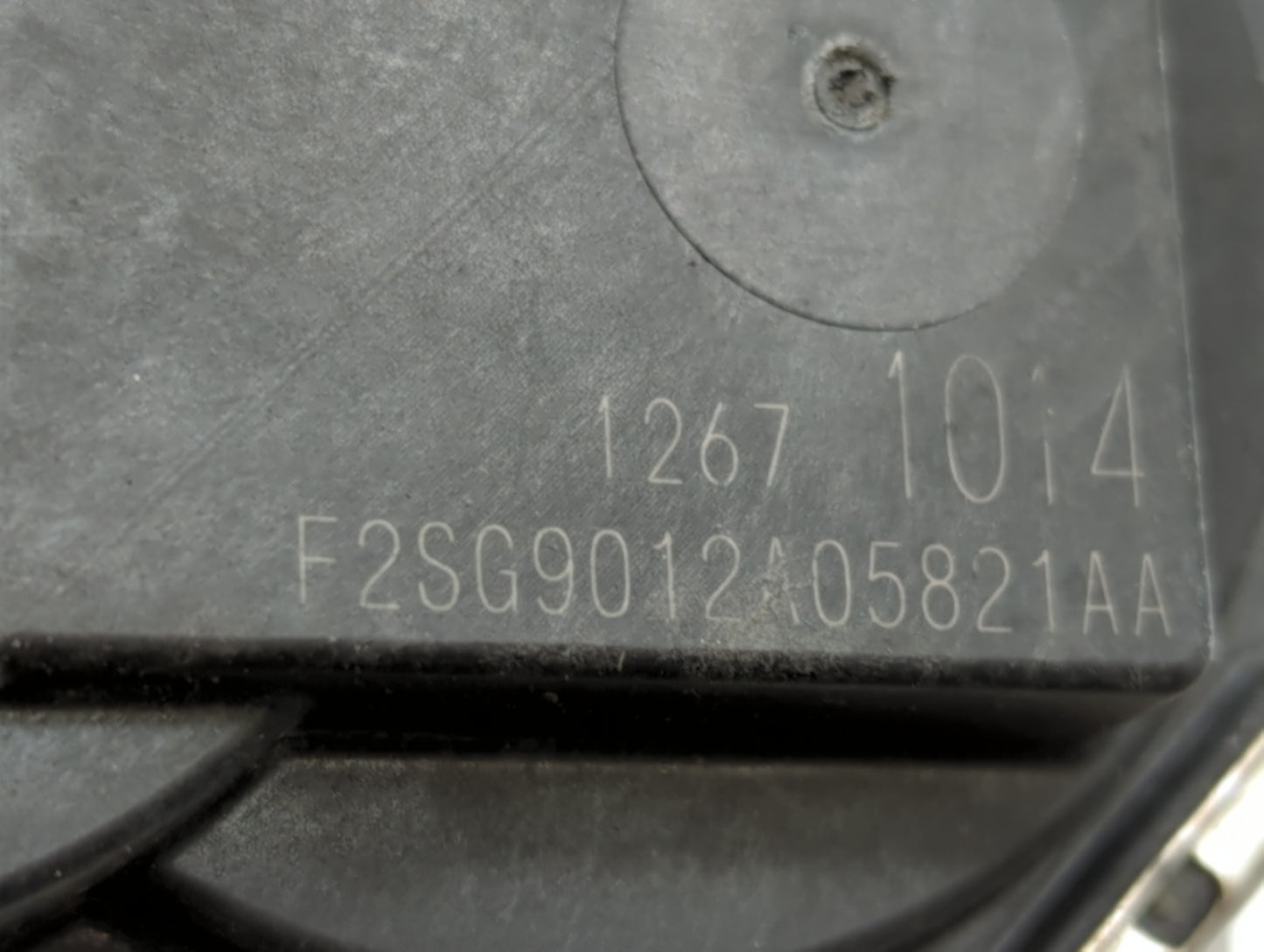 2017-2018 Cadillac Xt5 Throttle Body P/N:12676296AA 12671014, 12648414, 1267 1014 Fits Fits 2016 2017 2018 2019 OEM Used Aut