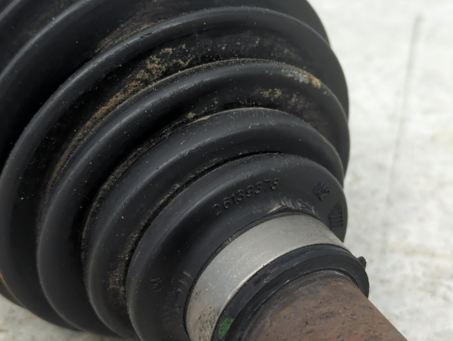 2013-2019 Cadillac Xts Axle Shaft Front Driver Cv C/v - Oemusedautoparts1.com
