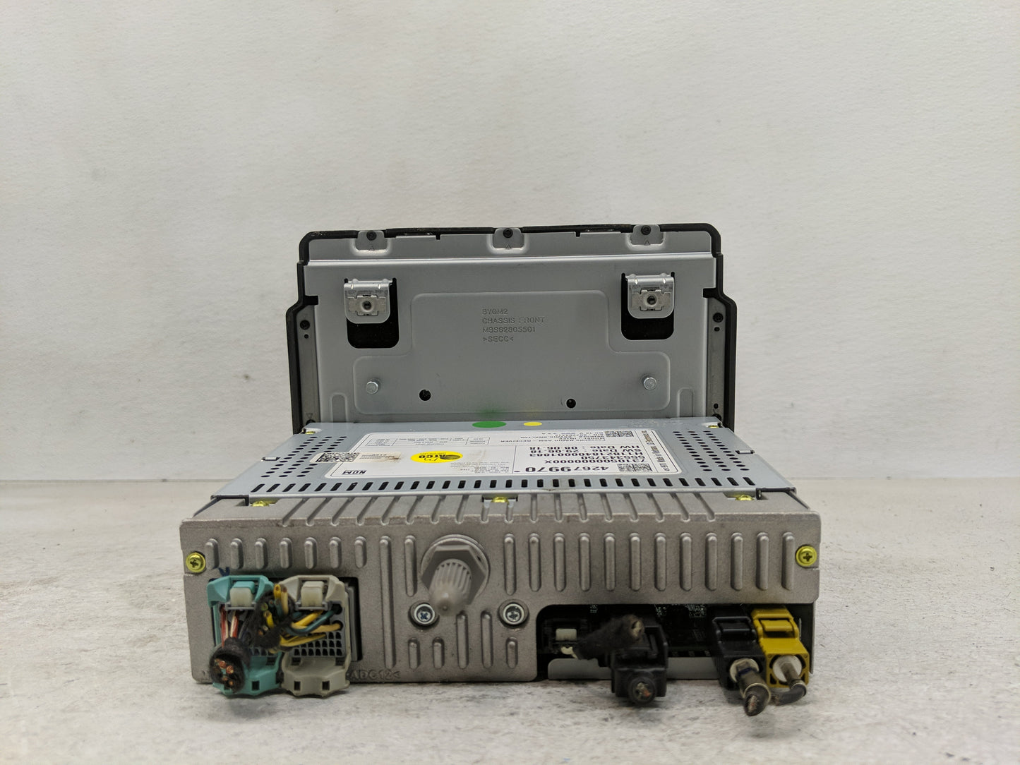 2019 Chevrolet Cruze Radio AM FM Cd Player Receiver Replacement P/N:42679970 Fits OEM Used Auto Parts - Oemusedautoparts1.co