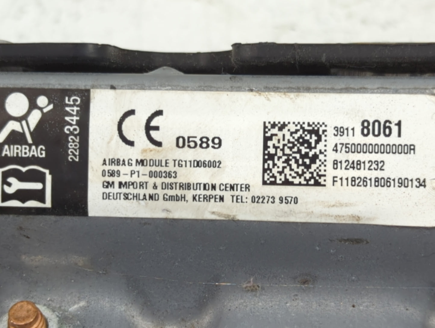 2018-2019 Chevrolet Cruze Air Bag Passenger Right Knee OEM P/N:22823445 Fits Fits 2018 2019 OEM Used Auto Parts - Oemusedaut