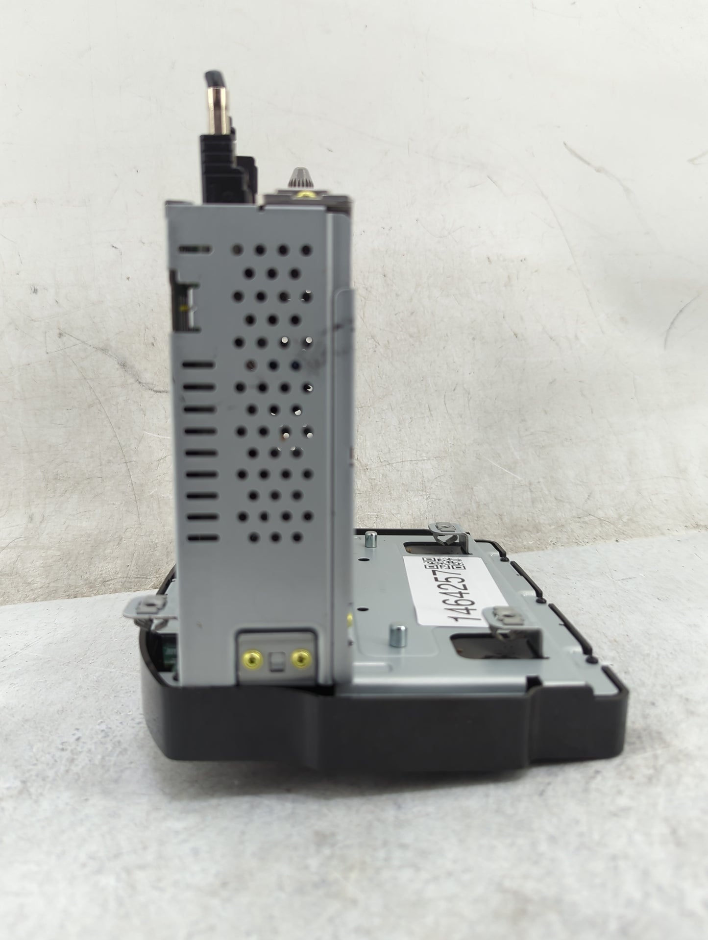 2019 Chevrolet Cruze Radio AM FM Cd Player Receiver Replacement P/N:42679971 7310500000000X, 555343750, H118210400001958 Fit