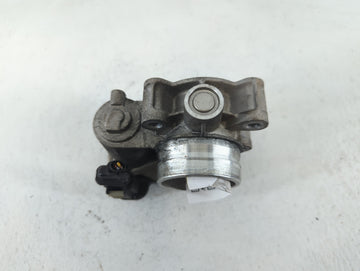 2017-2019 Chevrolet Cruze Throttle Body P/N:12671379AA Fits Fits 2016 2017 2018 2019 2020 2021 2022 OEM Used Auto Parts