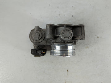 2017-2019 Chevrolet Cruze Throttle Body P/N:12671379AA Fits Fits 2016 2017 2018 2019 2020 2021 2022 OEM Used Auto Parts