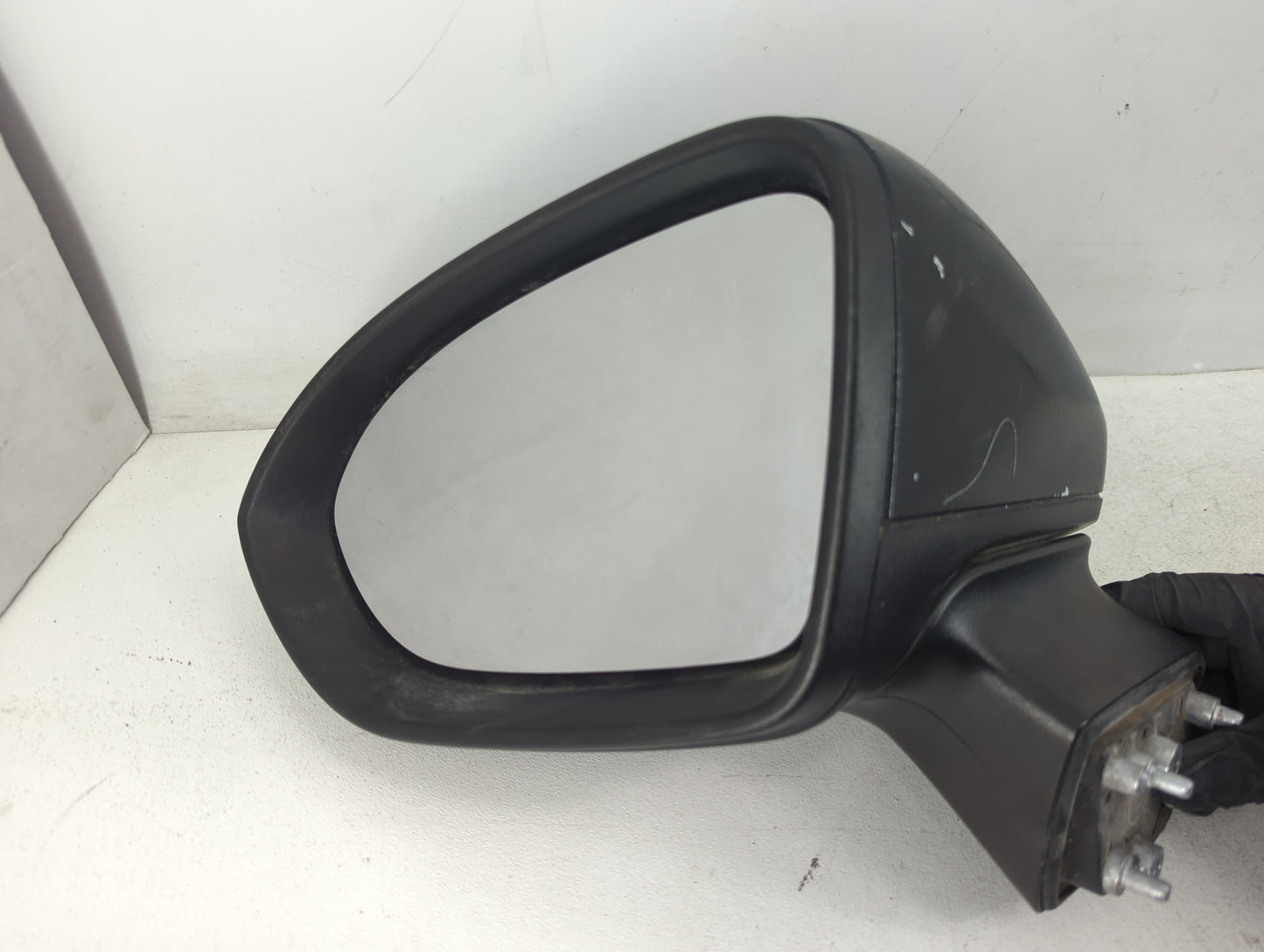 2016-2019 Chevrolet Cruze Passenger Side View Mirror - Right Door Mirror OEM Used - Oemusedautoparts1.com
