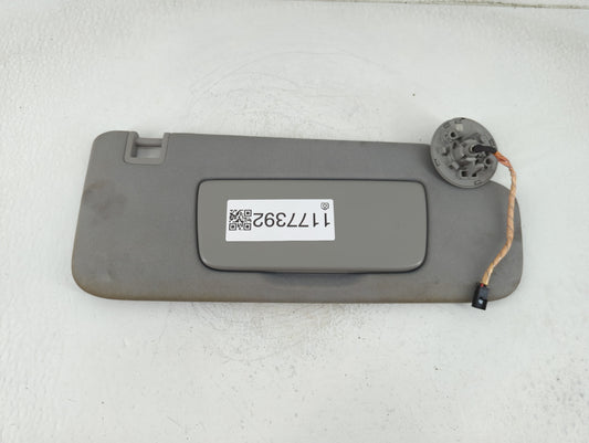 2018-2019 Chevrolet Equinox Sun Visor Shade Replacement Passenger Right Mirror Fits Fits 2018 2019 OEM Used Auto Parts