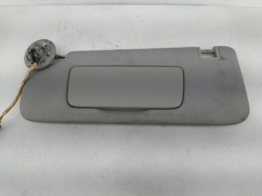 2018-2019 Chevrolet Equinox Sun Visor Shade Replacement Driver Left Mirror Fits Fits 2018 2019 OEM Used Auto Parts