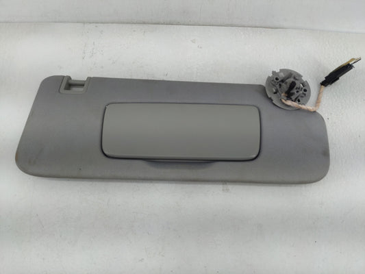 2018-2019 Chevrolet Equinox Sun Visor Shade Replacement Passenger Right Mirror Fits Fits 2018 2019 OEM Used Auto Parts