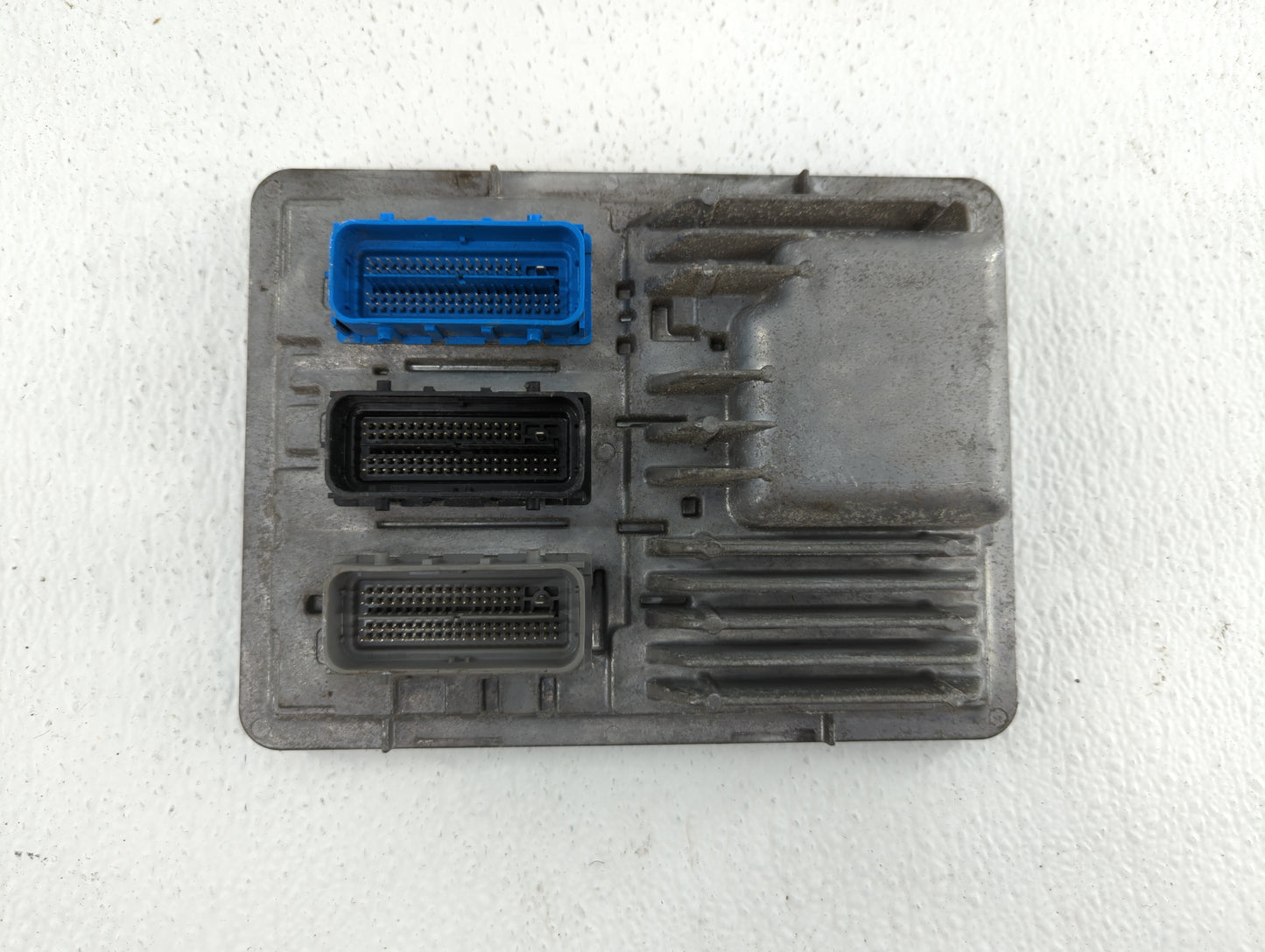 2018-2019 Chevrolet Equinox PCM Engine Control Computer ECU ECM PCU OEM P/N:12697837 12687328, 12696201 Fits Fits 2017 2018