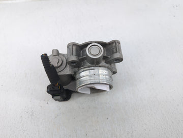 2018-2022 Chevrolet Equinox Throttle Body P/N:12671379AA Fits Fits 2016 2017 2018 2019 2020 2021 2022 OEM Used Auto Parts