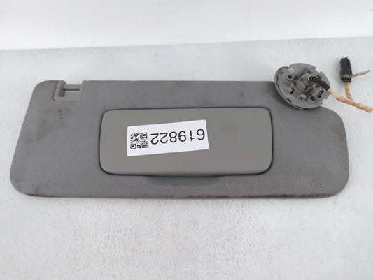 2018-2019 Chevrolet Equinox Sun Visor Shade Replacement Passenger Right Mirror Fits Fits 2018 2019 OEM Used Auto Parts