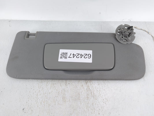 2018-2019 Chevrolet Equinox Sun Visor Shade Replacement Passenger Right Mirror Fits Fits 2018 2019 OEM Used Auto Parts