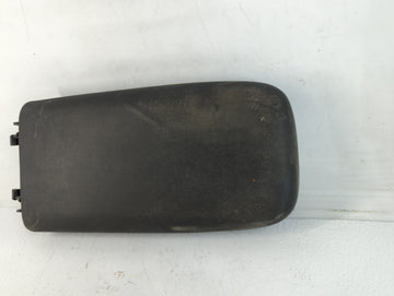 2019 Chevrolet Equinox Center Console Armrest Cover Lid Fits OEM Used Auto Parts