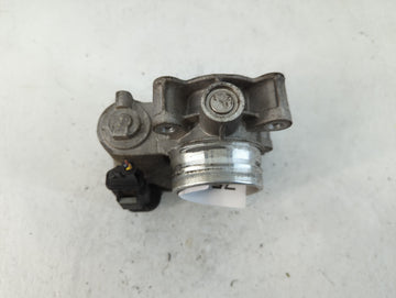 2018-2022 Chevrolet Equinox Throttle Body P/N:12671379AA Fits Fits 2016 2017 2018 2019 2020 2021 2022 OEM Used Auto Parts