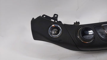 2014-2020 Chevrolet Impala Climate Control Module Temperature AC/Heater Replacement P/N:23453509 84429867 Fits OEM Used Auto Parts