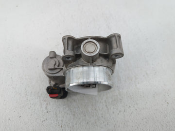 2016-2019 Chevrolet Impala Throttle Body P/N:12670839AA Fits Fits 2016 2017 2018 2019 2020 2021 2022 OEM Used Auto Parts