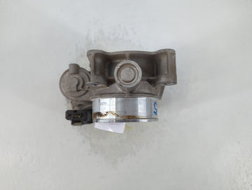 2016-2019 Chevrolet Impala Throttle Body P/N:12670839AA Fits Fits 2016 2017 2018 2019 2020 2021 2022 OEM Used Auto Parts