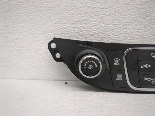 2019-2021 Chevrolet Malibu Climate Control Module Temperature AC/Heater Replacement P/N:84426651 Fits Fits 2019 2020 2021 OEM Used Auto Parts