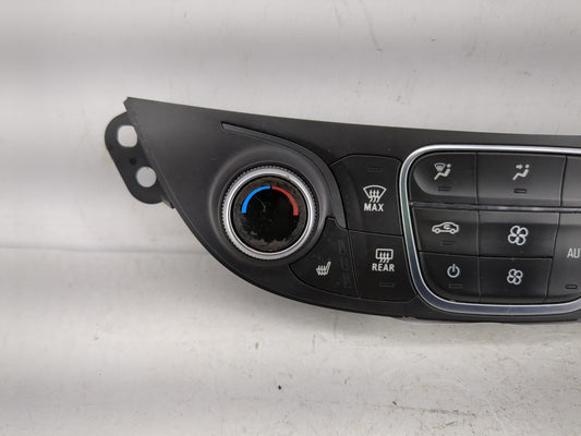 2018-2021 Chevrolet Malibu Climate Control Module Temperature AC/Heater Replacement P/N:84426649 Fits Fits 2018 2019 2020 2021 OEM Used Auto Parts