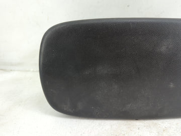 2016-2018 Chevrolet Malibu Center Console Armrest Cover Lid P/N:1251040 Fits Fits 2016 2017 2018 OEM Used Auto Parts