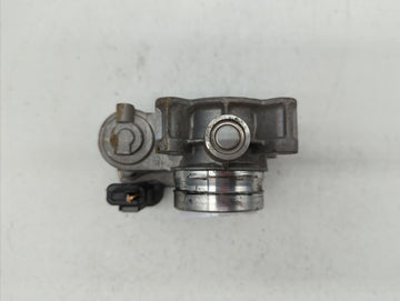 2016-2021 Chevrolet Malibu Throttle Body P/N:12659491BA 12671379AA Fits Fits 2016 2017 2018 2019 2020 2021 2022 OEM Used Auto Parts