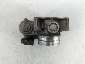 2016-2019 Chevrolet Malibu Throttle Body P/N:12671379AA Fits Fits 2016 2017 2018 2019 OEM Used Auto Parts