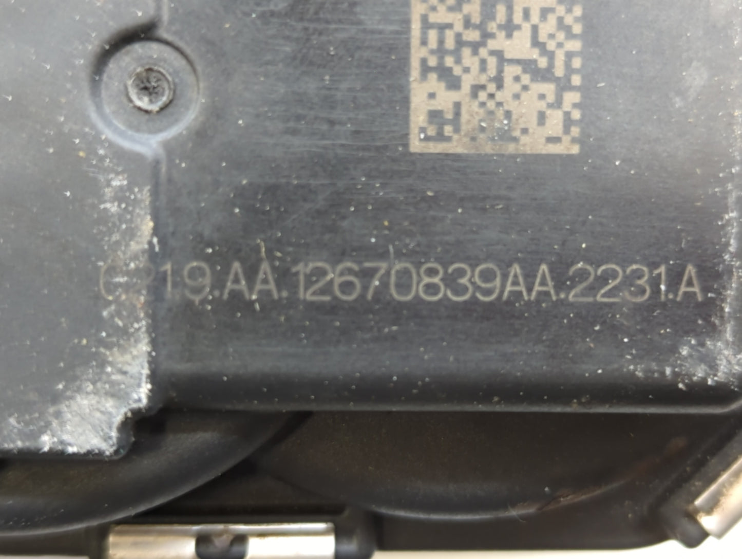 2016 Chevrolet Malibu Throttle Body P/N:12670839AA 12627217DA Fits Fits 2017 2018 2019 OEM Used Auto Parts - Oemusedautopart