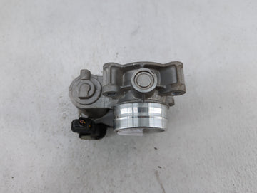 2016-2019 Chevrolet Malibu Throttle Body P/N:12671379AA Fits Fits 2016 2017 2018 2019 OEM Used Auto Parts