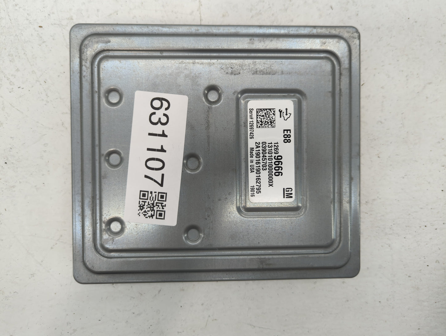 2018-2019 Chevrolet Malibu PCM Engine Control Computer ECU ECM PCU OEM P/N:12699666 Fits Fits 2018 2019 OEM Used Auto Parts